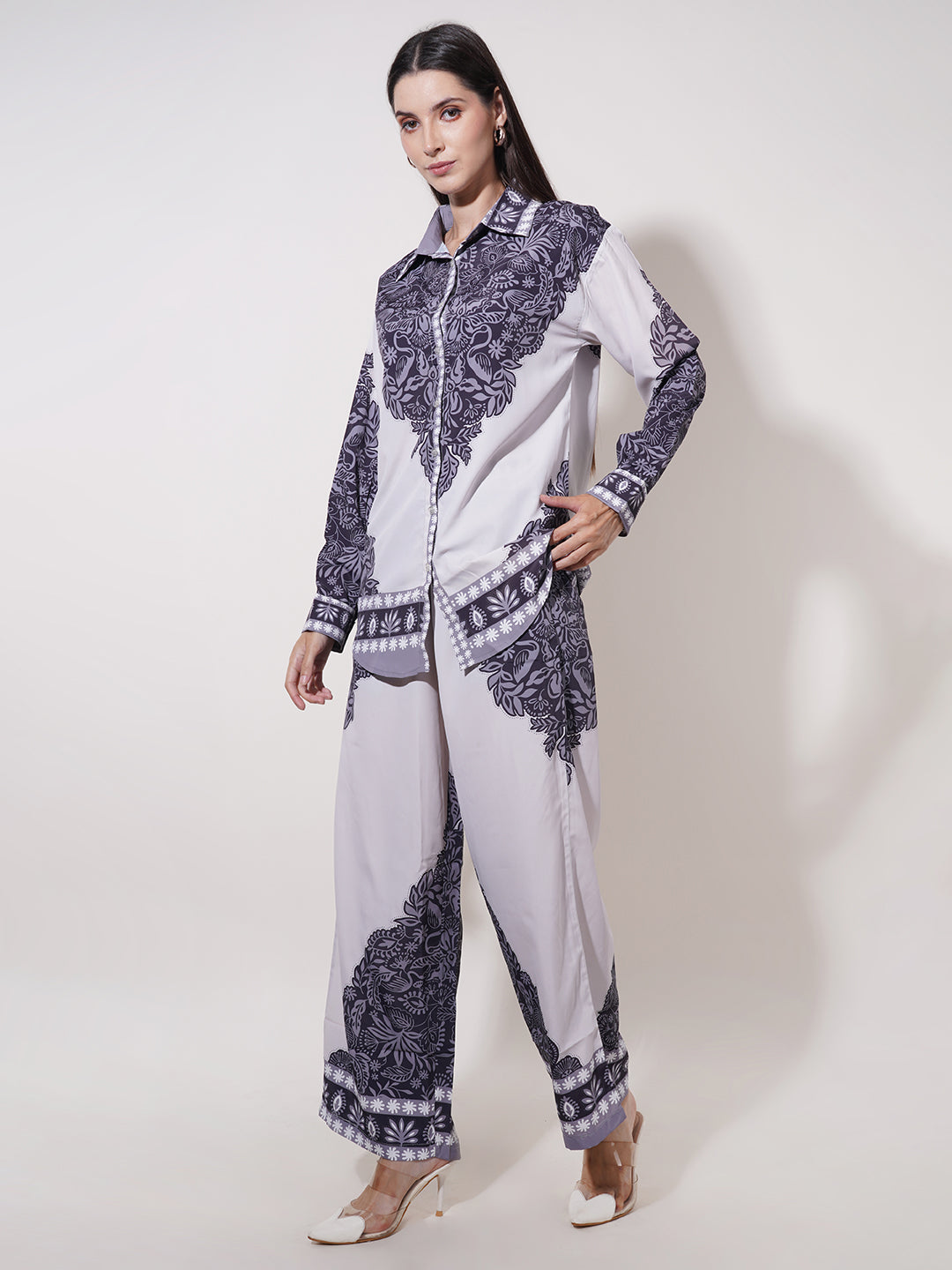 Clobug Women Printed Full Sleeve Crepe Shirt & Pant Co-ord Set