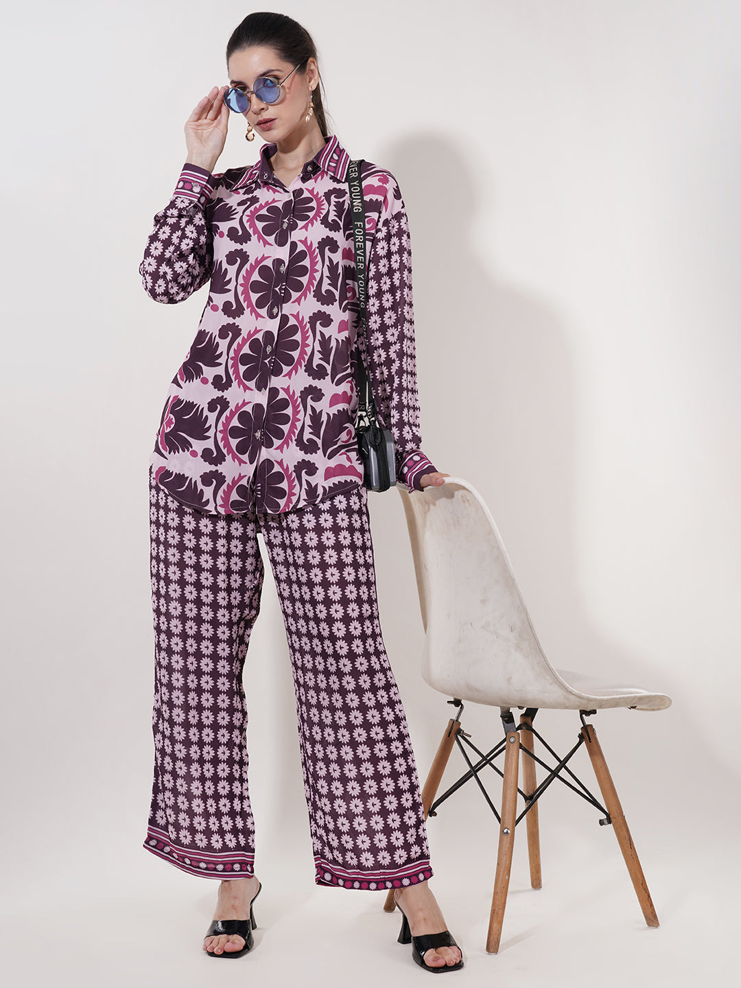 Clobug Women Printed Full Sleeve Crepe Shirt & Pant Co-ord Set