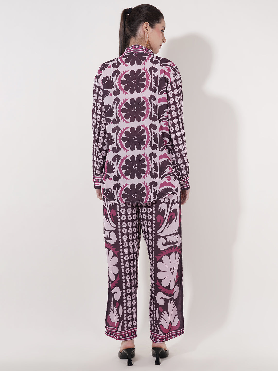 Clobug Women Printed Full Sleeve Crepe Shirt & Pant Co-ord Set