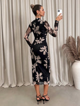 Clobug Women Printed Black Midi Dress