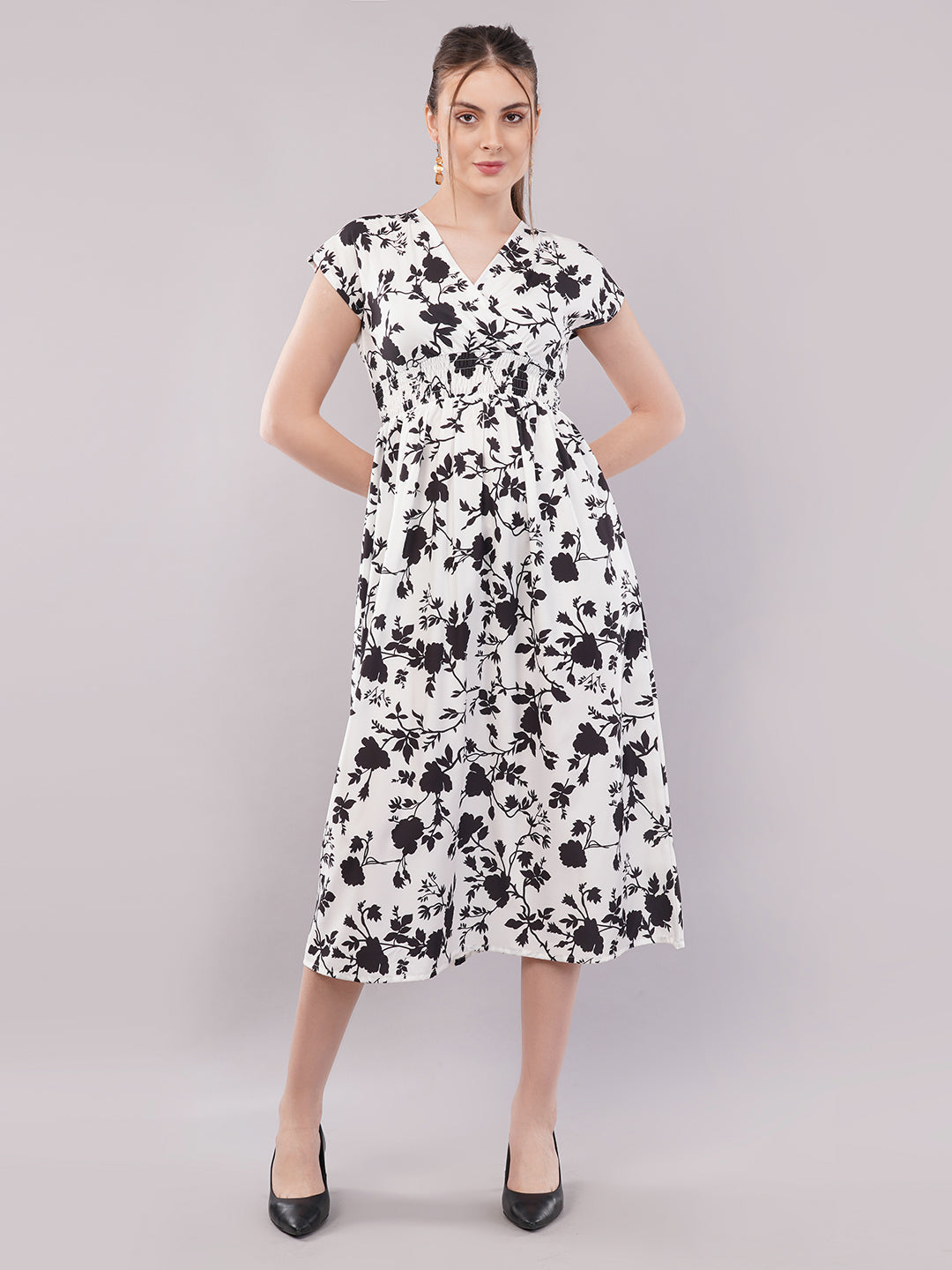 Clobug Women Short Sleeve Printed Midi White Dress