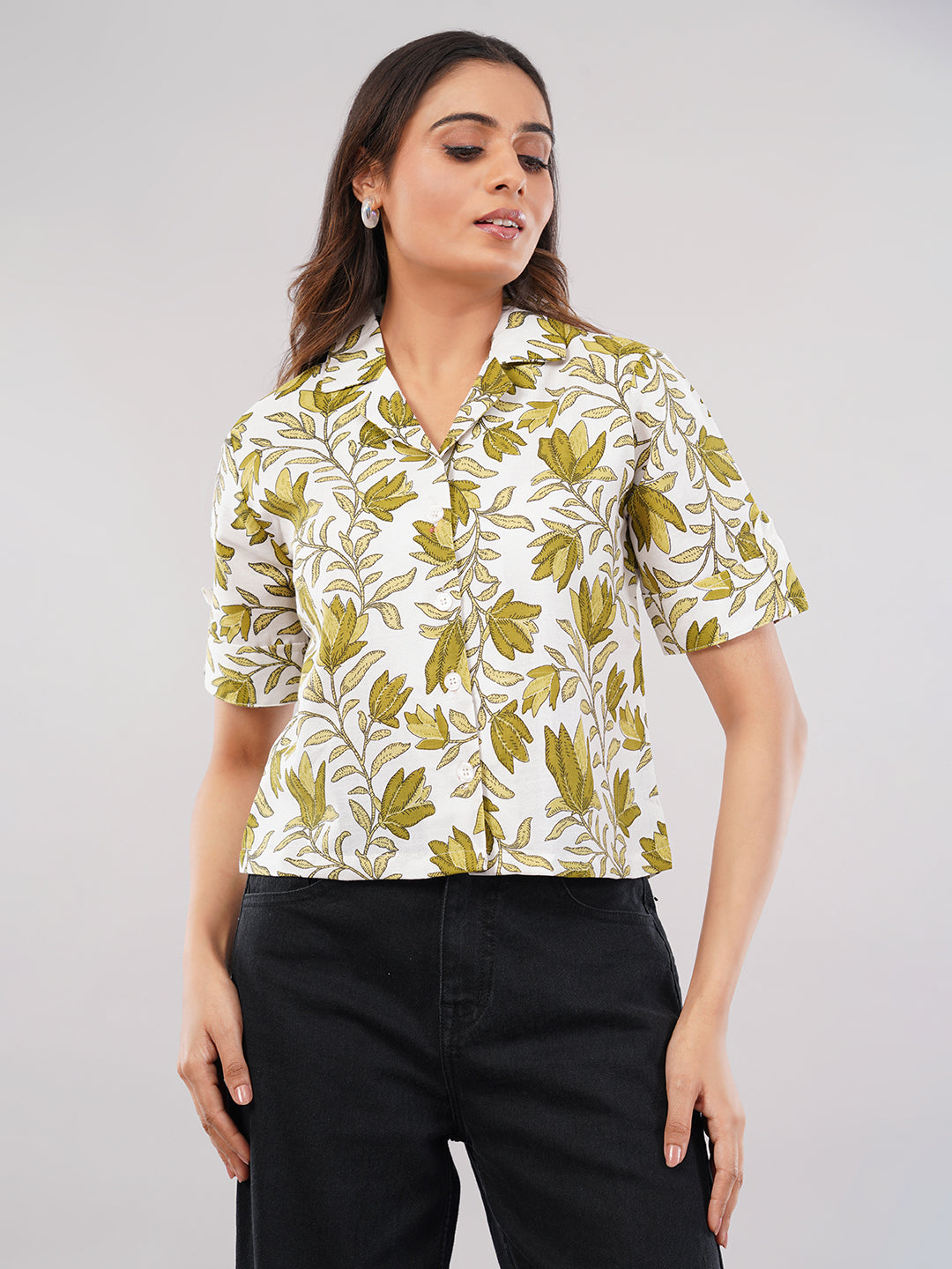 Clobug Women Floral Print Shirt