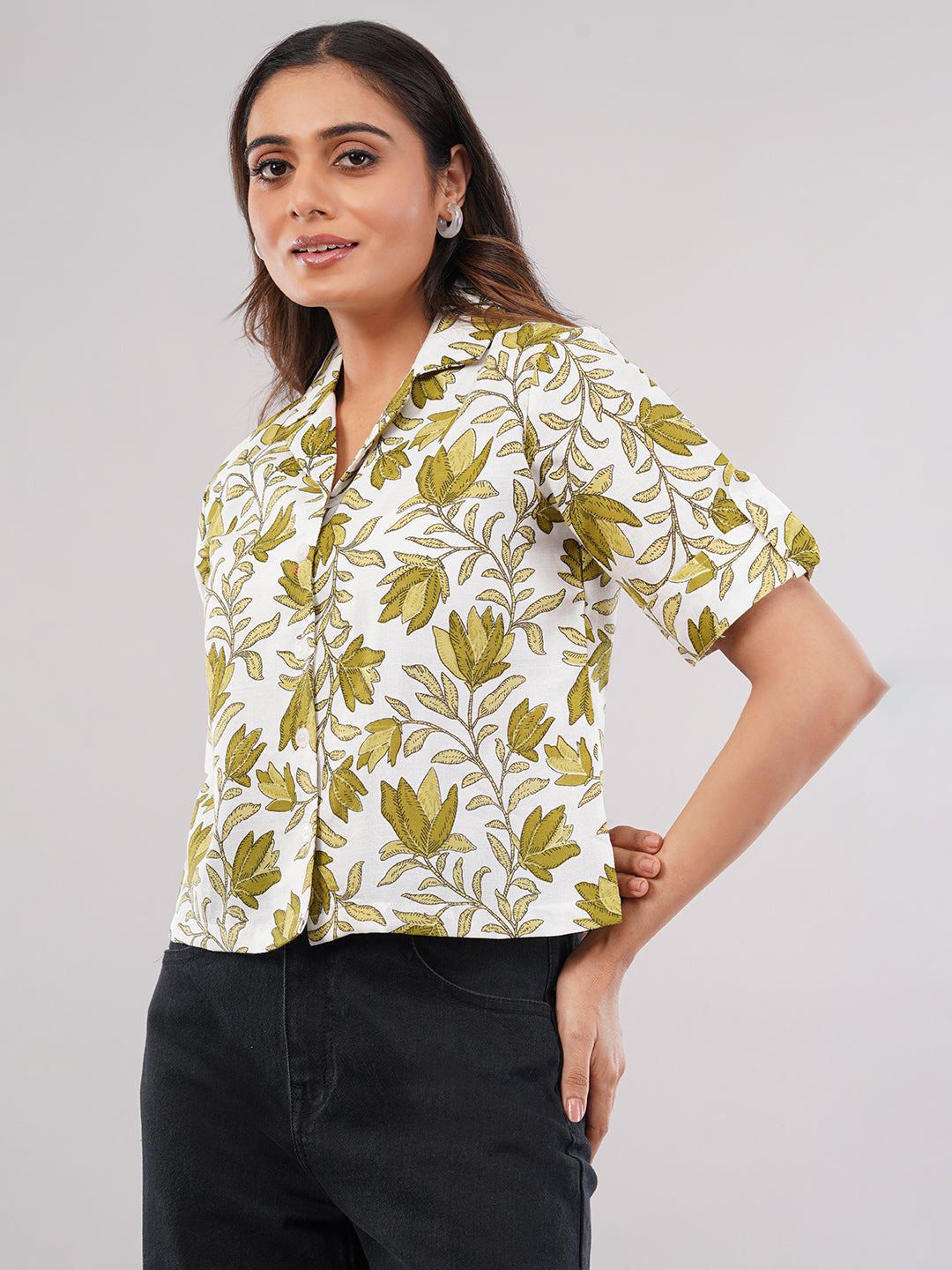 Clobug Women Printed Shirt