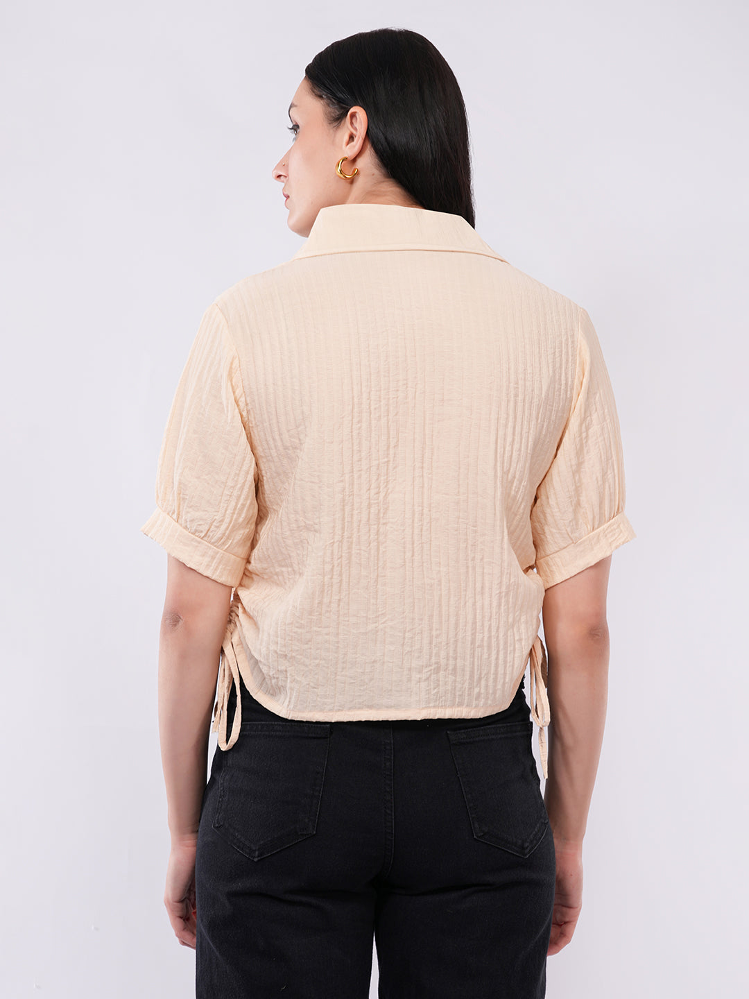 Clobug Textured Collared Crop Shirt