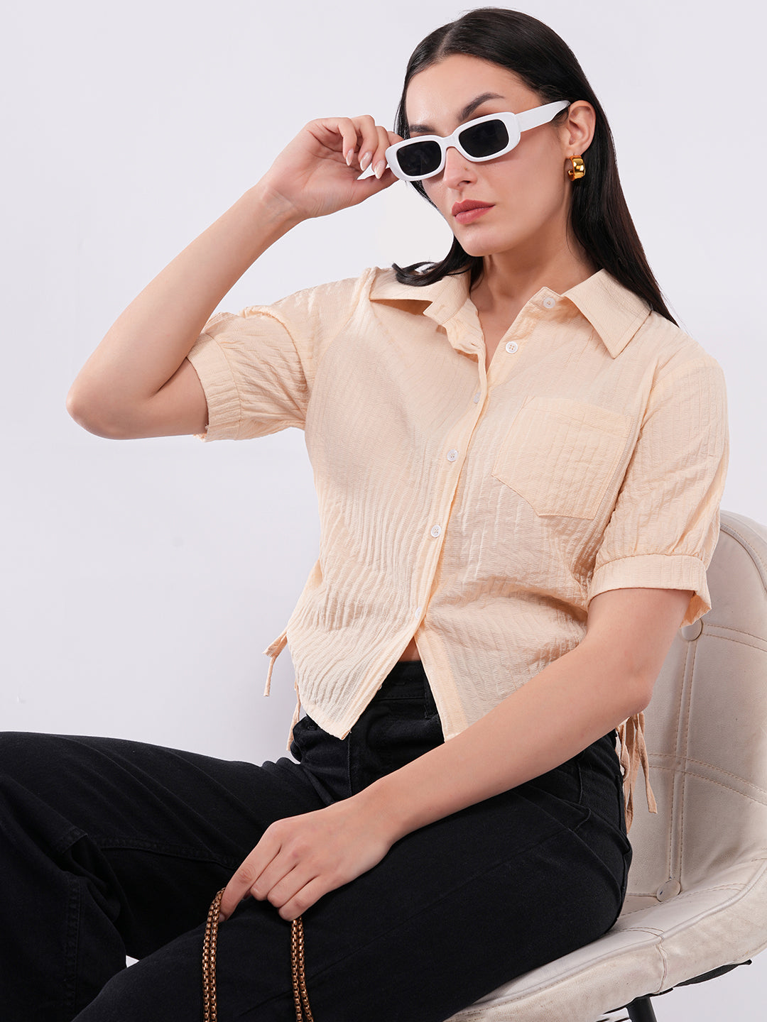 Clobug Textured Collared Crop Shirt