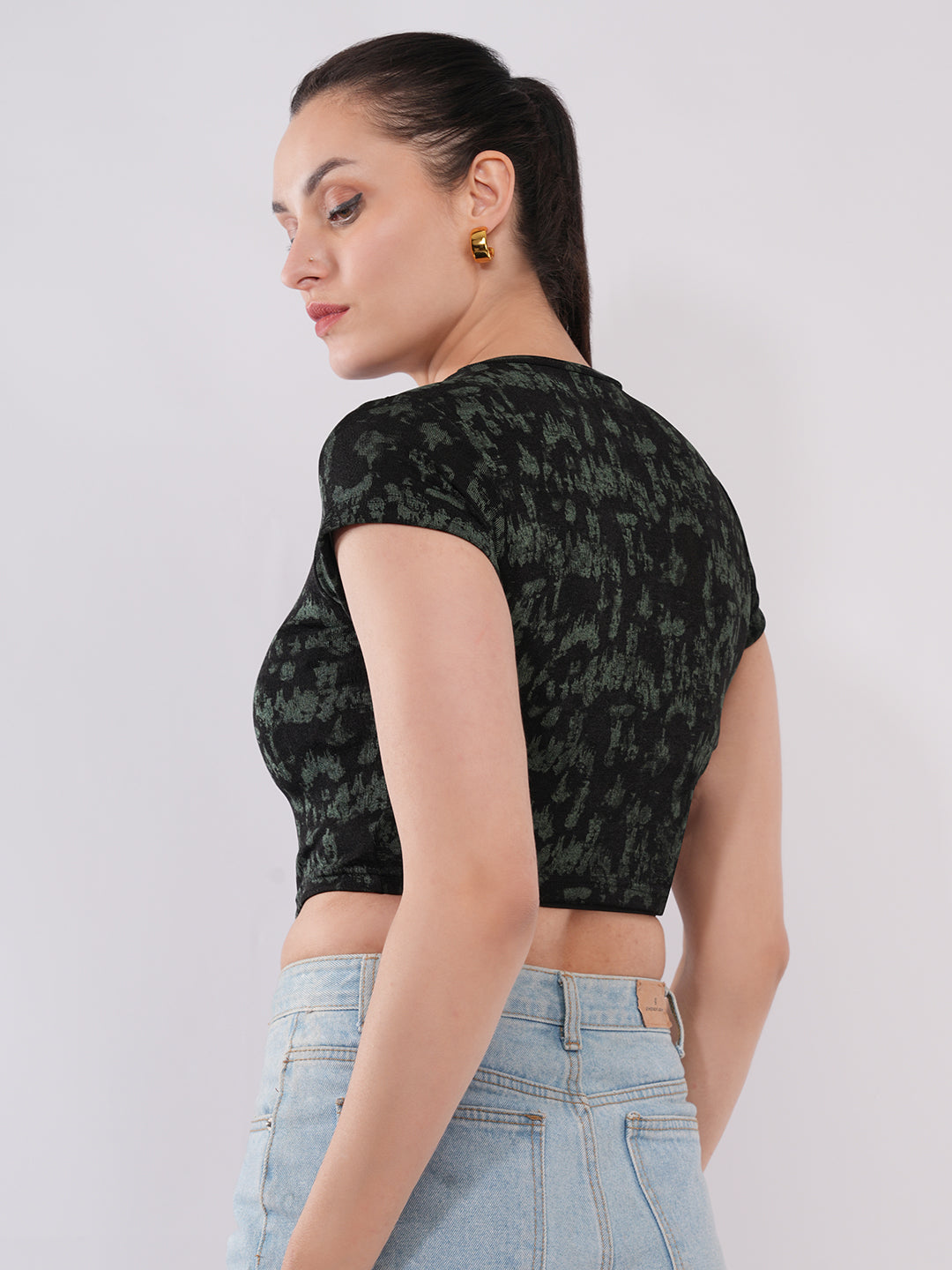 Clobug Women’s Abstract Print Crop Top