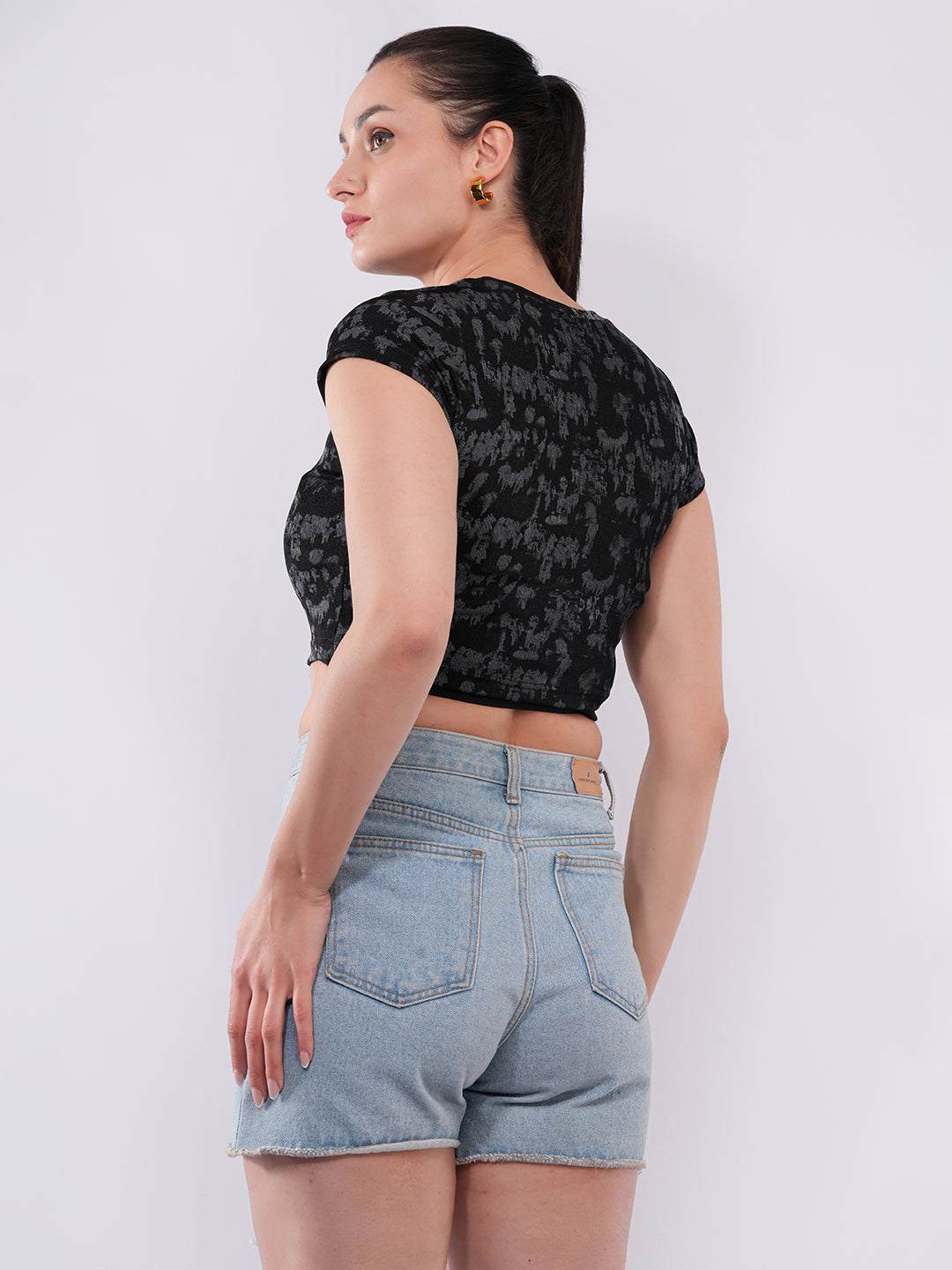 Clobug Women’s Abstract Print Crop Top