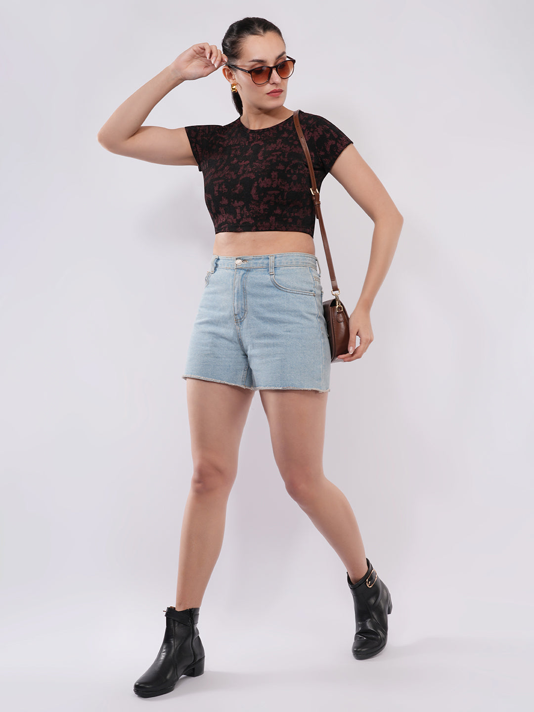 Clobug Women’s Abstract Print Crop Top