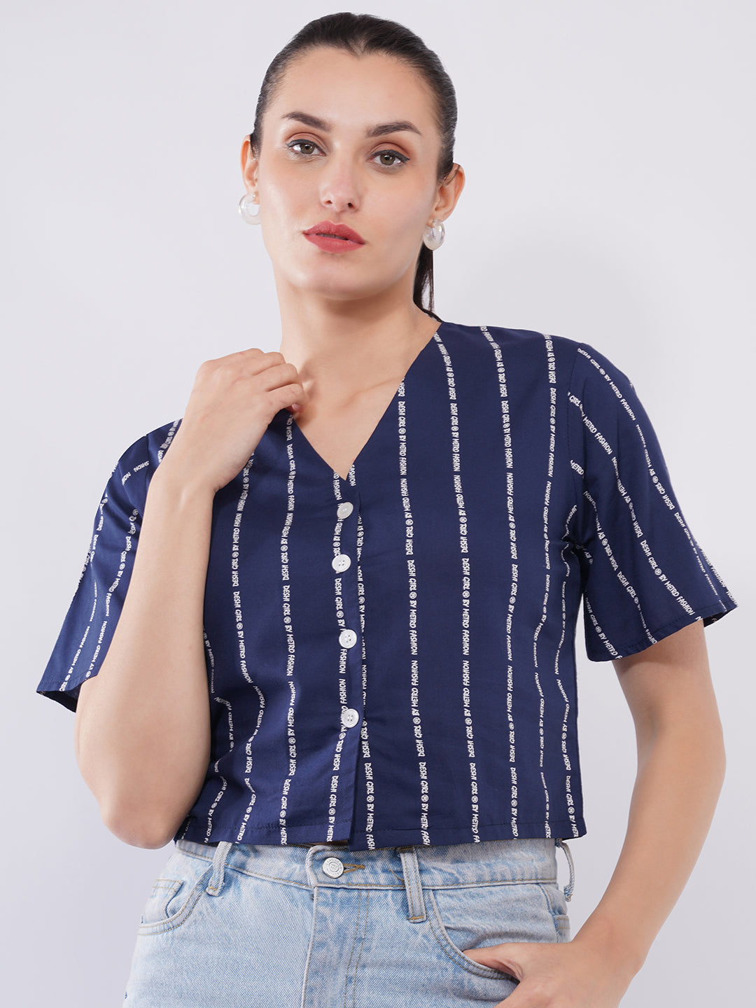Clobug Women Button Crop Top