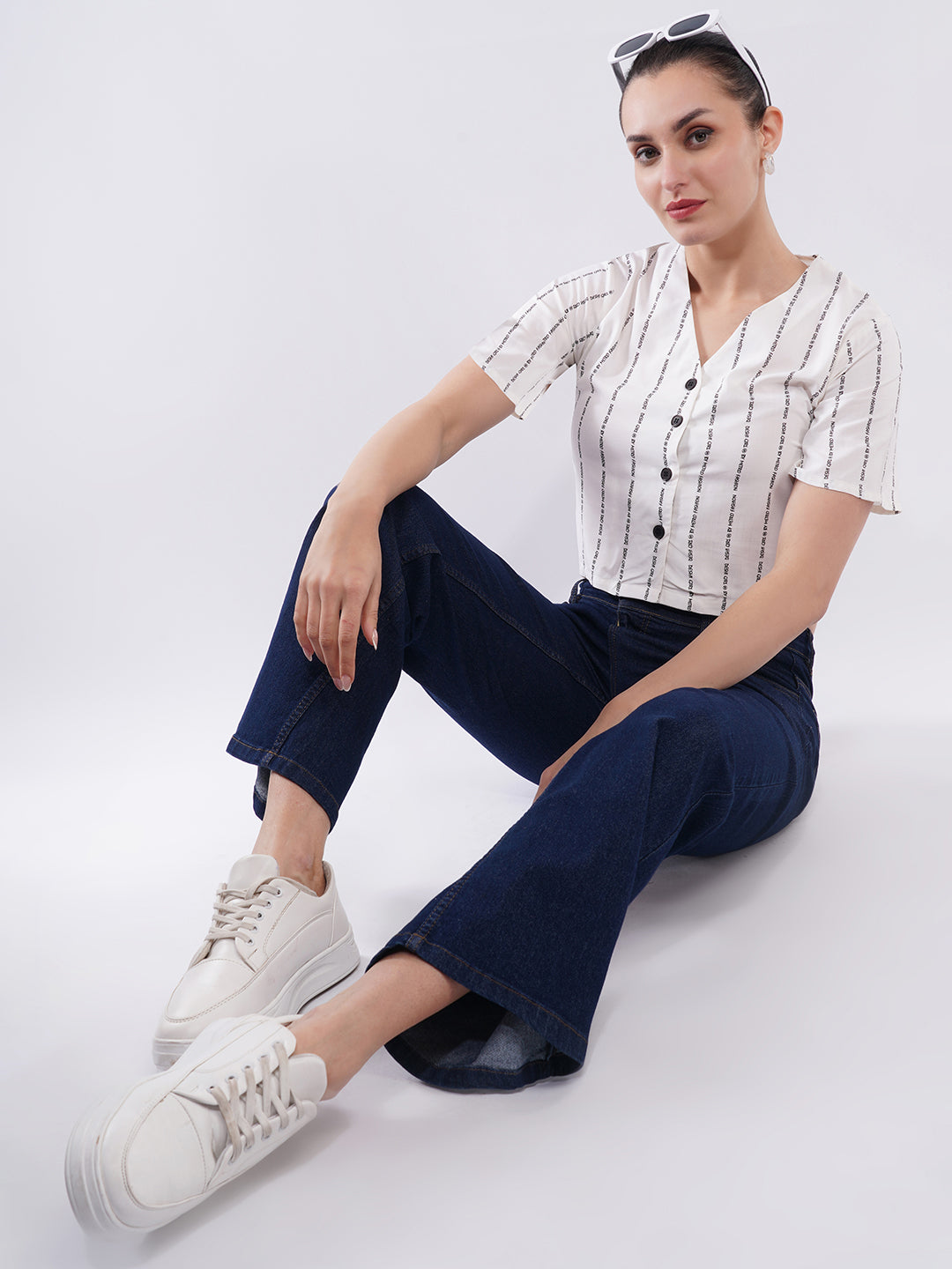 Clobug Women Button Crop Top