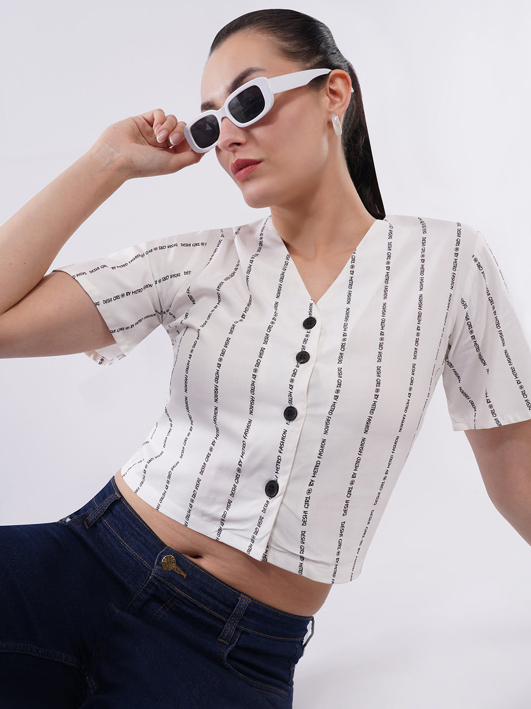 Clobug Women Button Crop Top