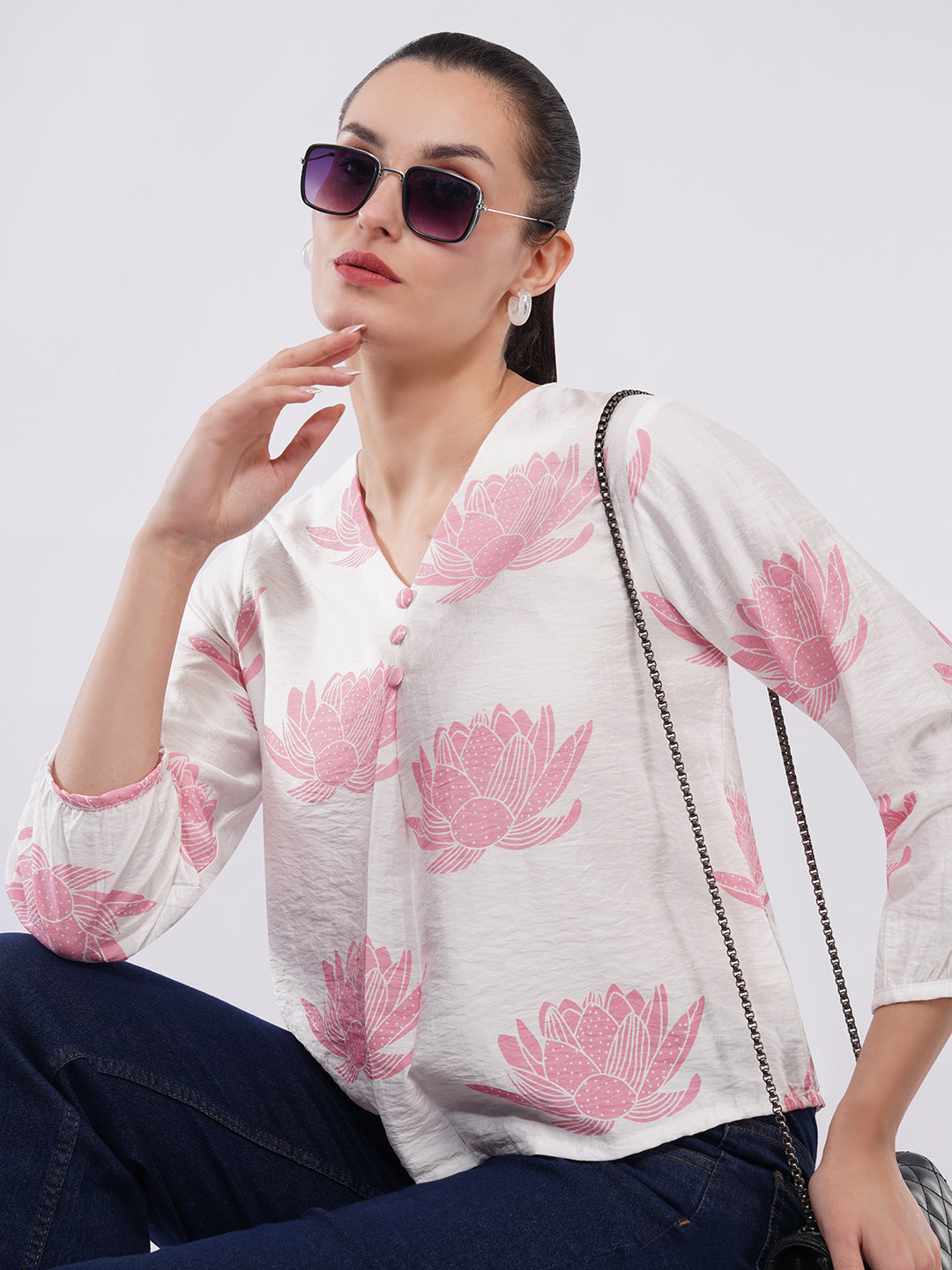 Clobug Women Lotus Print Casual Top