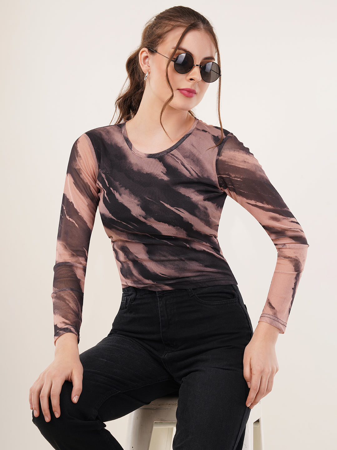 Clobug Women Printed Round Neck Regular Mesh Top