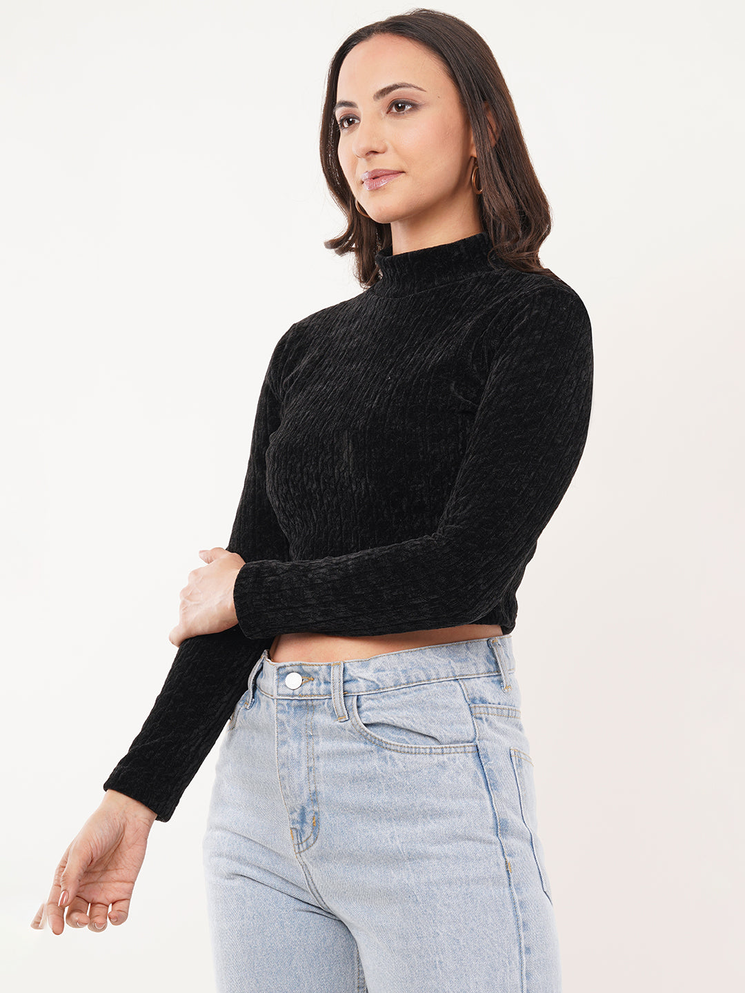 Clobug Women Solid High Neck Full Sleeve Velvet Top