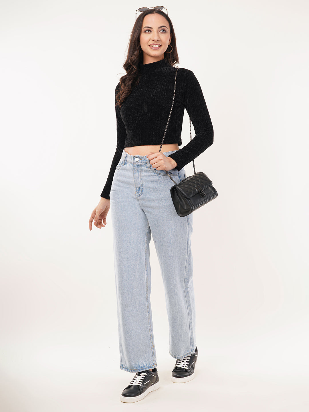 Clobug Women Solid High Neck Full Sleeve Velvet Top