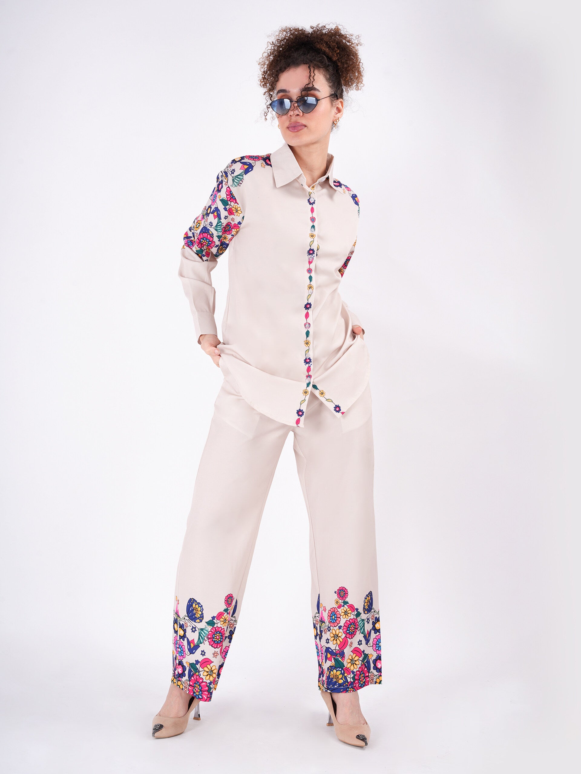 Floral Elegance off-White Cordset