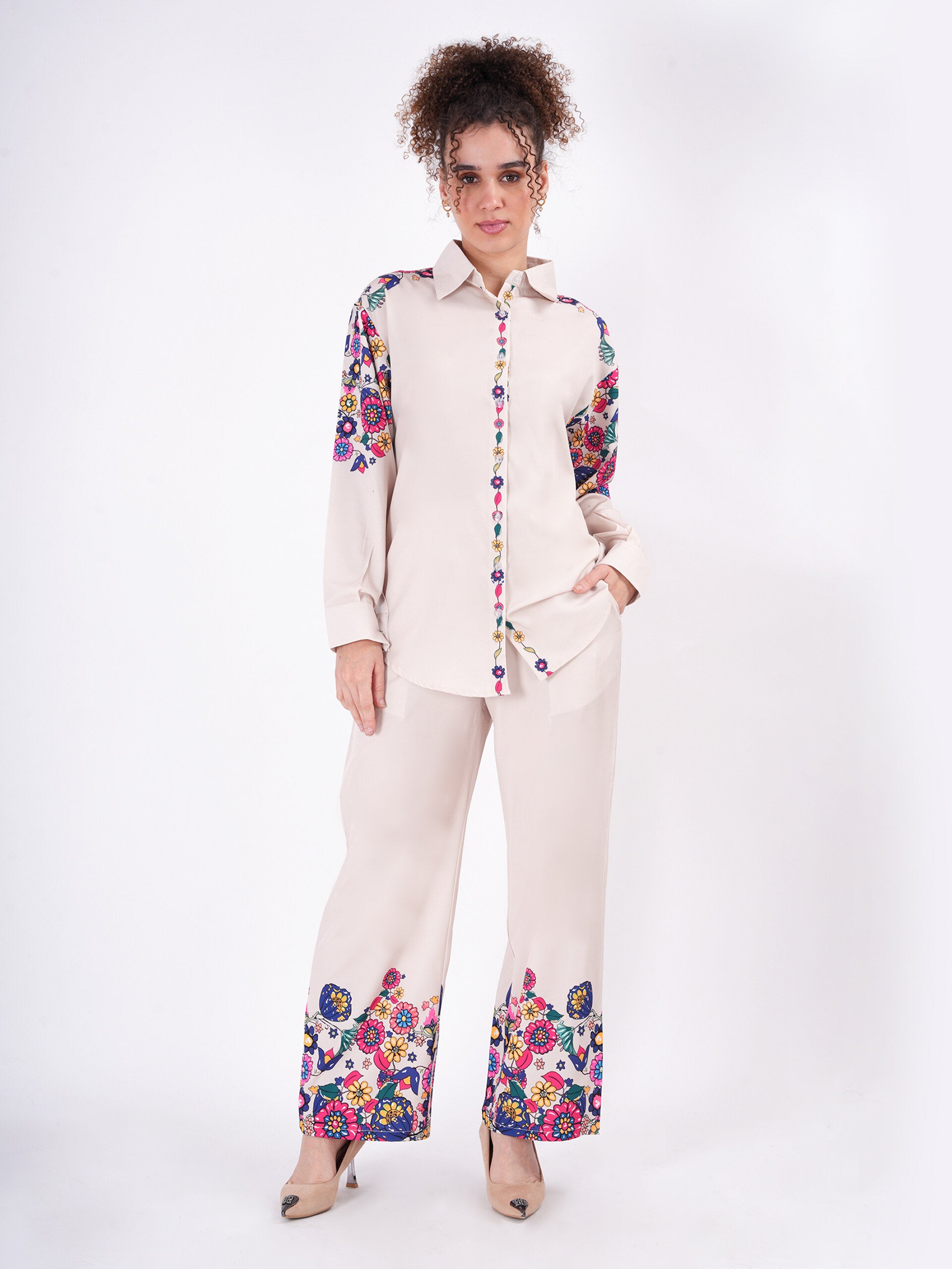Floral Elegance off-White Cordset