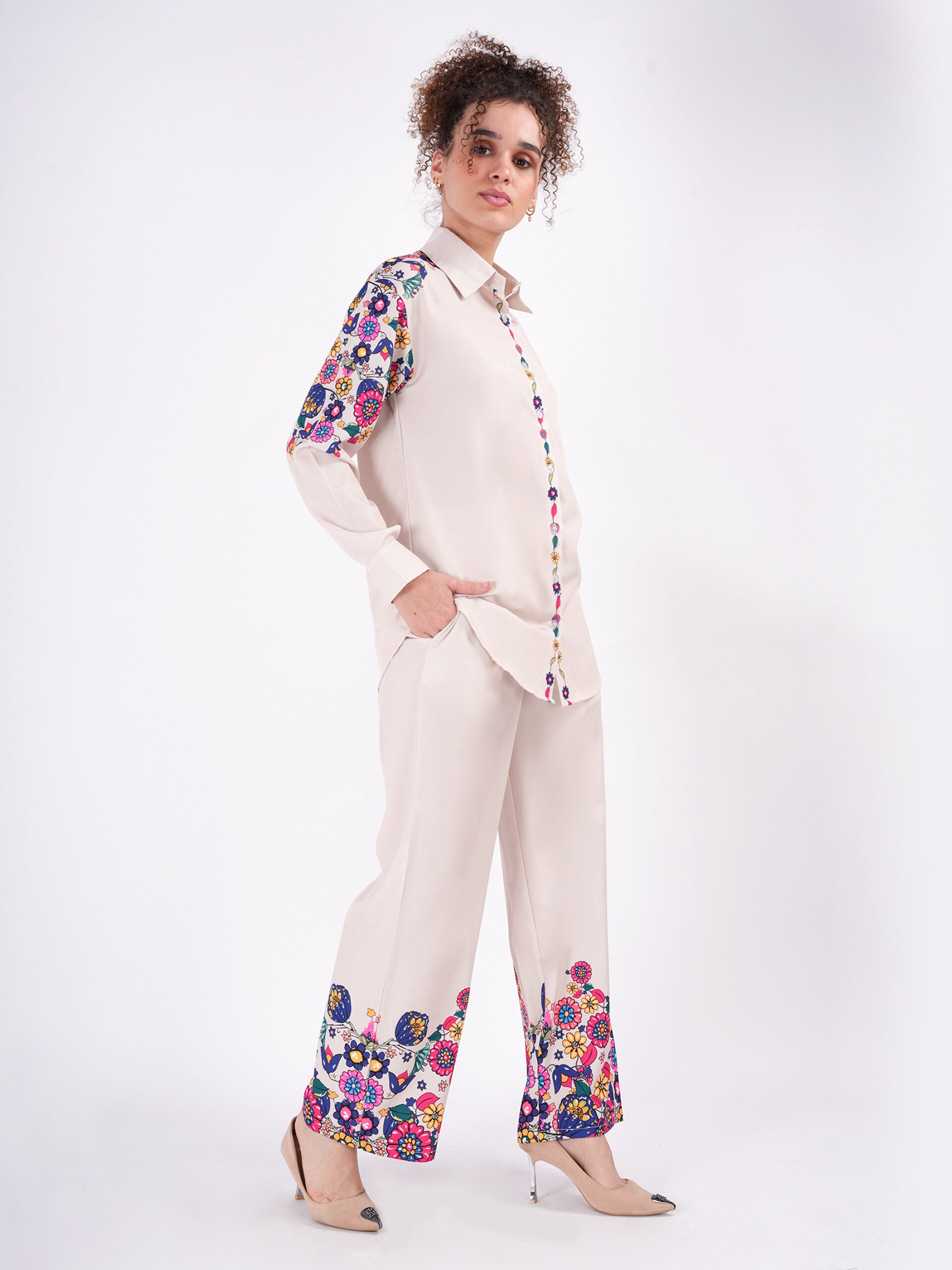 Floral Elegance off-White Cordset