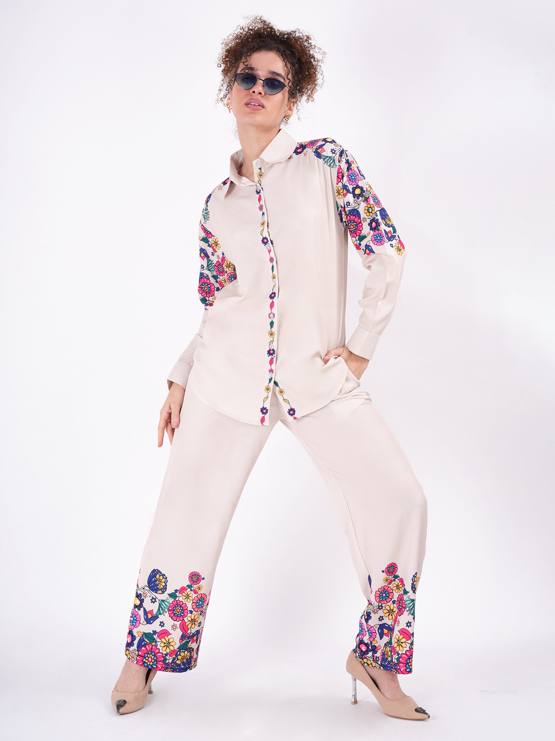 Floral Elegance off-White Cordset
