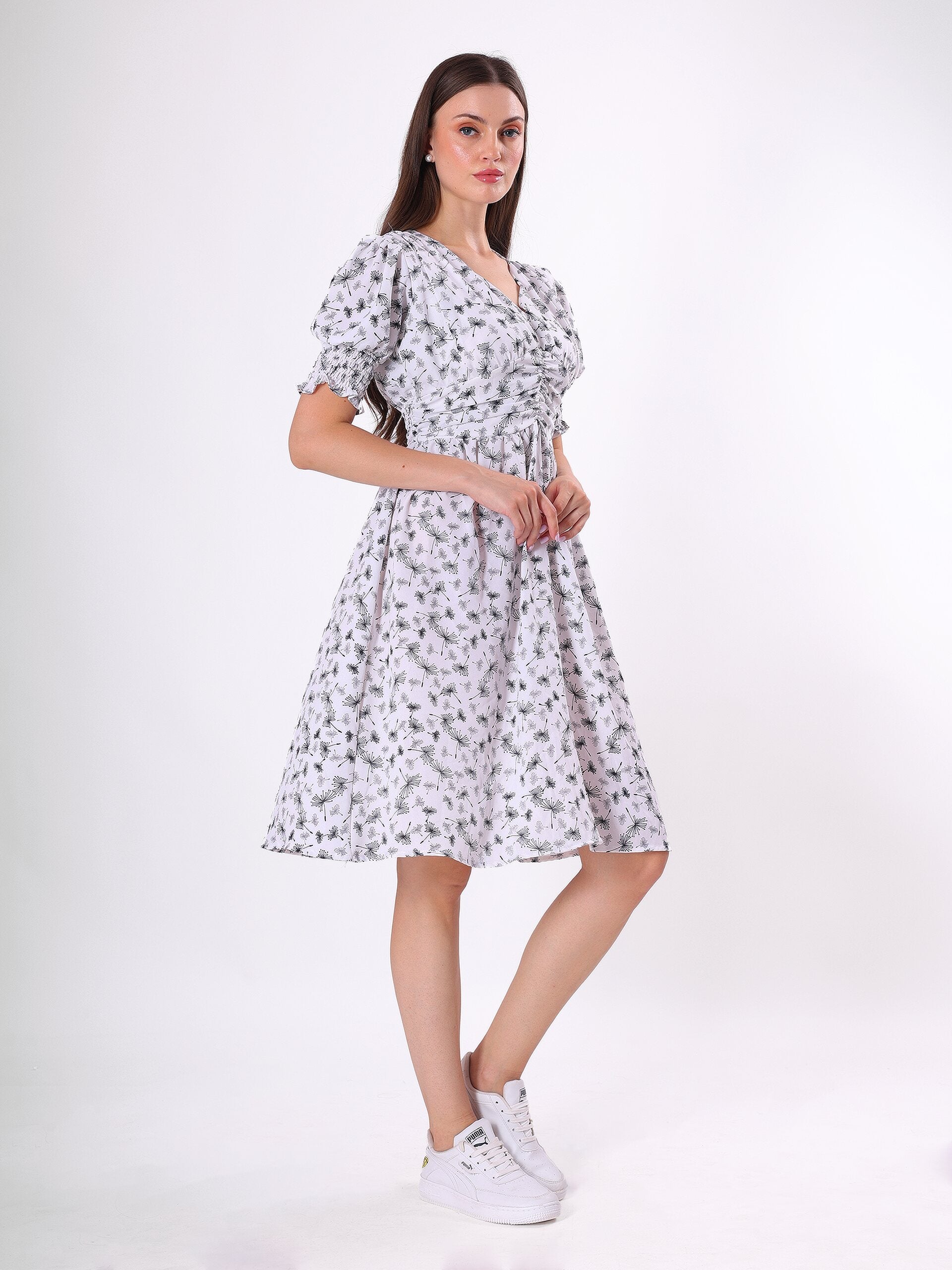 Floral Print Puff Sleeve V Neck Midi Dress