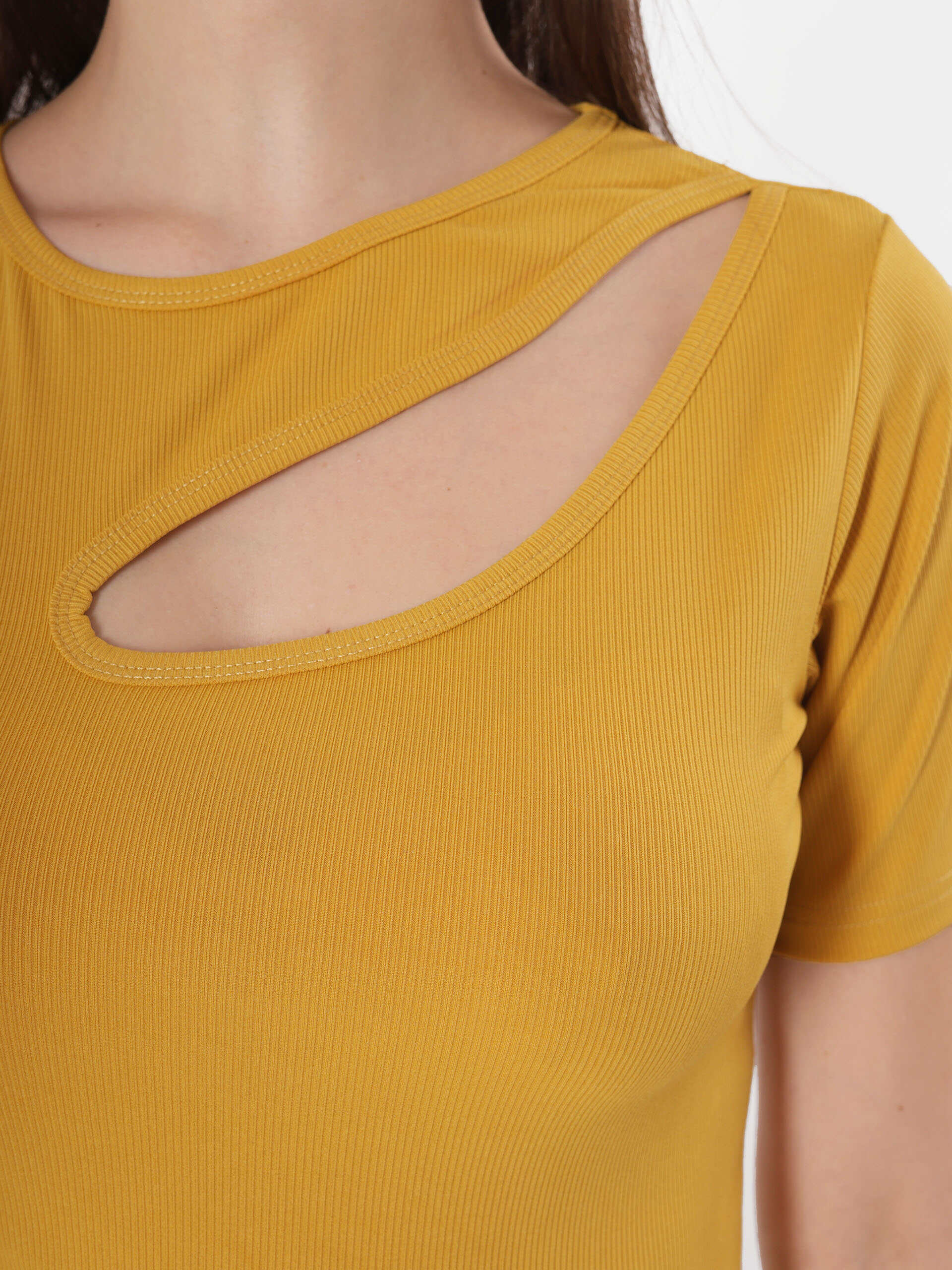 Solid Yellow keyhole Neck Crop Top