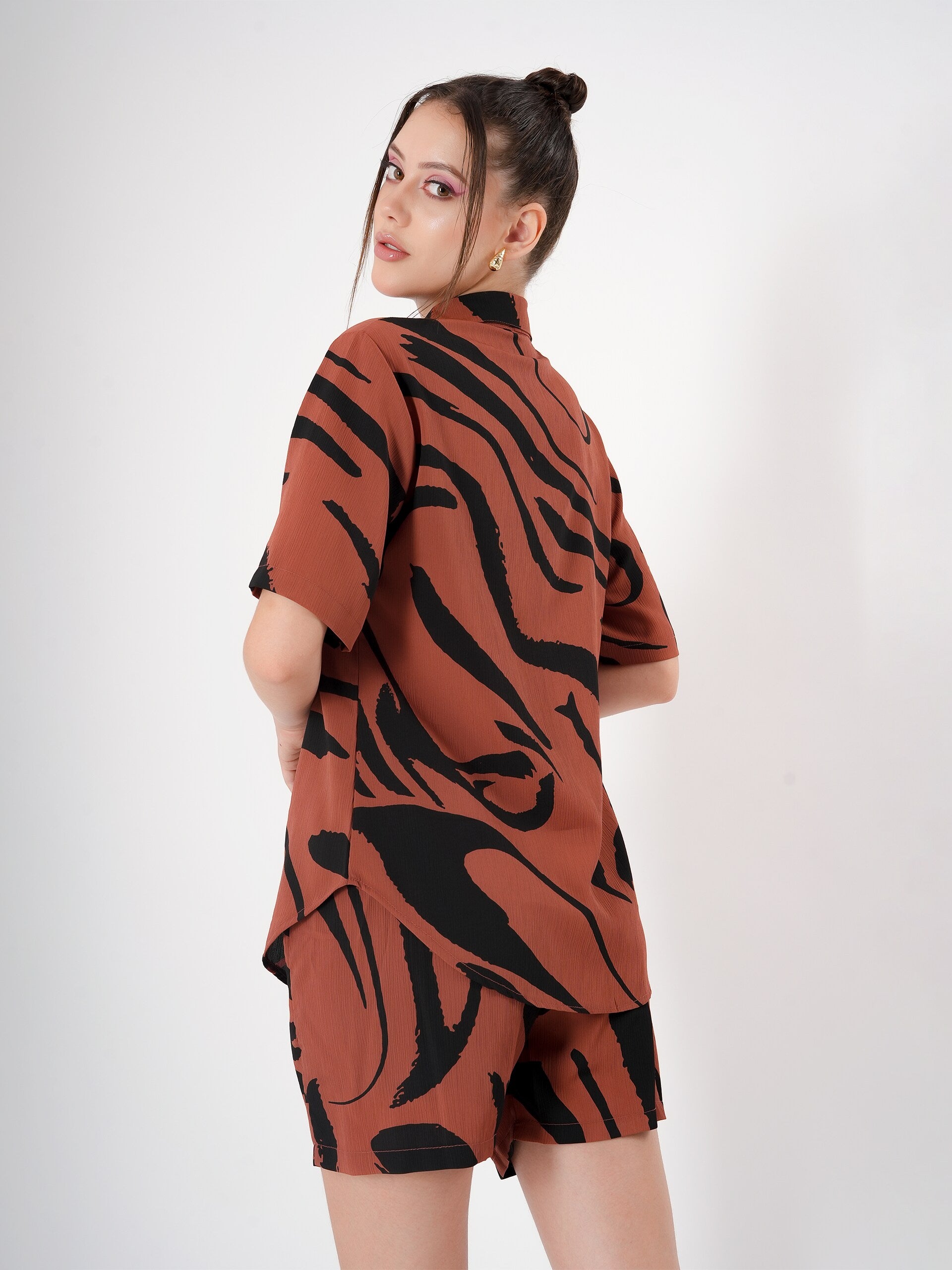 #color_brown