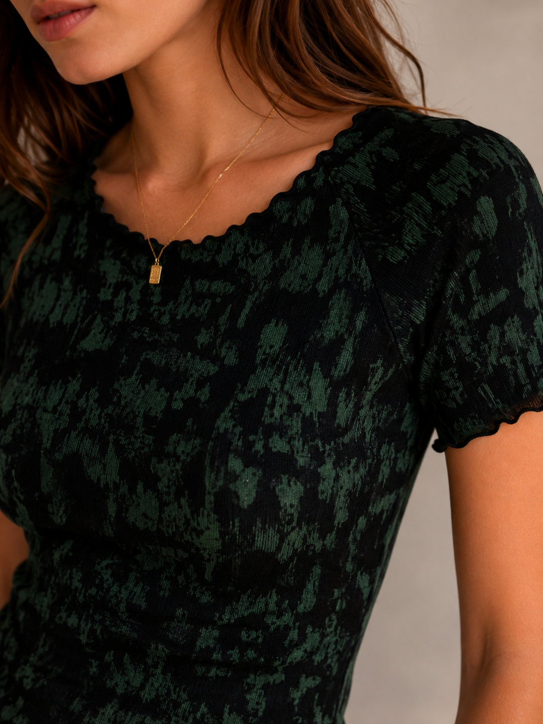 Women Slim Fit Printed Crop T-Shirt